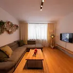 Citadel Hill Central 3 Room Apartment
